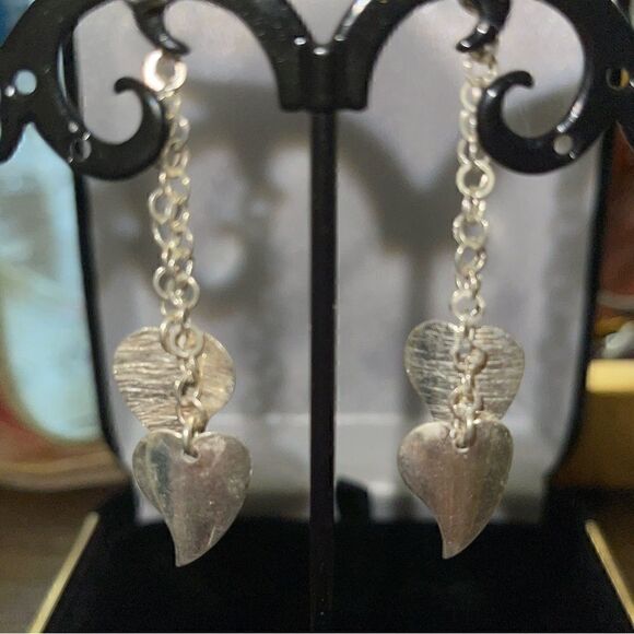 Sterling silver long leaf dangle earrings - Picture 2 of 4